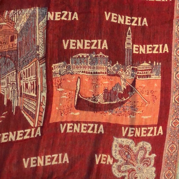 Scarf Venezia, Italy - Picture 2 of 4